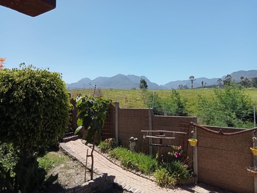 To Let 2 Bedroom Property for Rent in Heatherlands Western Cape